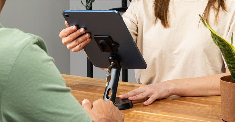 Hoe beveilig je tablets in openbare ruimte? Kantoor, winkels horeca