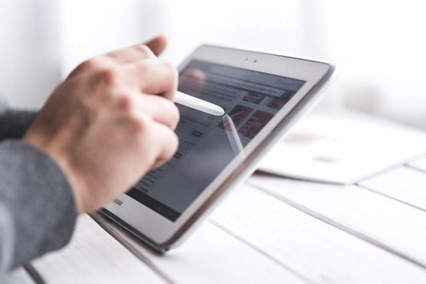 <h2><strong>Kaufberatung Tablet-Halterungen</strong></h2>