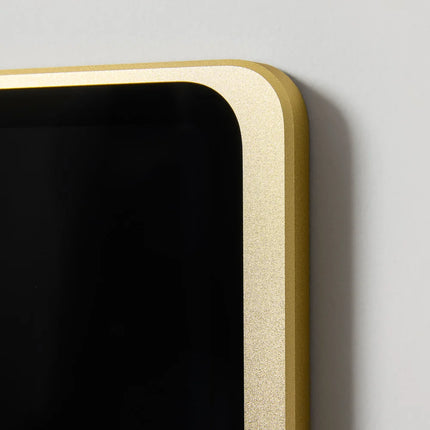 Displine Displine Dame Wall 2.0 Wandhouder voor iPad Pro 11" (M4/M5) Goud