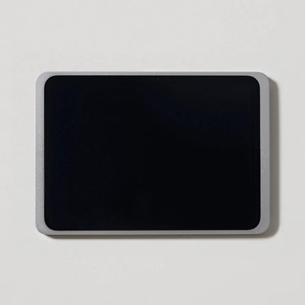 Displine Displine Dame Wall 2.0 Wandhouder voor iPad Pro 11" (M4/M5) Titanium