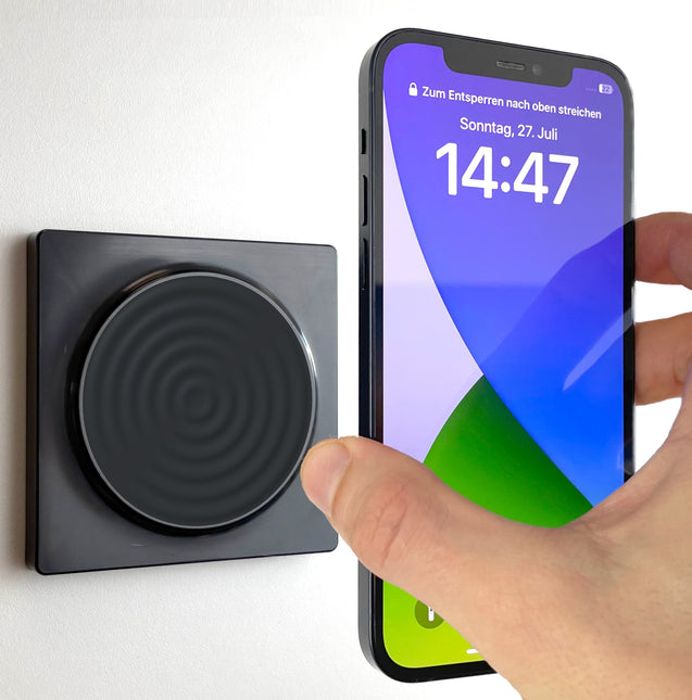 Smart Things Magnetische Qi-lader 'Wave', matzwart, glazen voorkant.